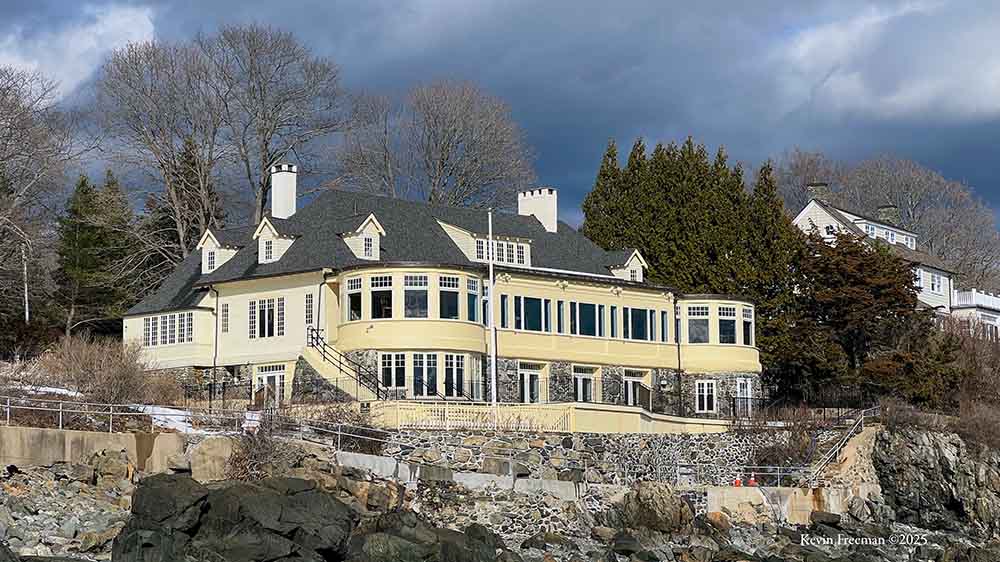 York Harbor Reading Room photo by Kevin S. Freeman